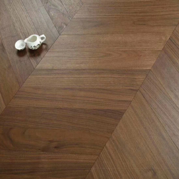 Fish-Bone-Style-Walnut-engineered-wood-flooring